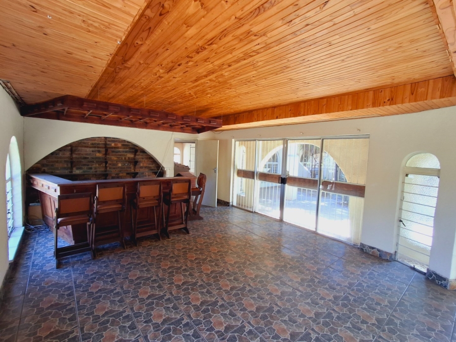 4 Bedroom Property for Sale in Vaalpark Free State